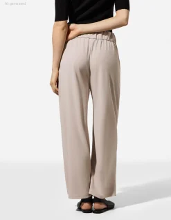 Hose - Elastischer Verschluss - beige