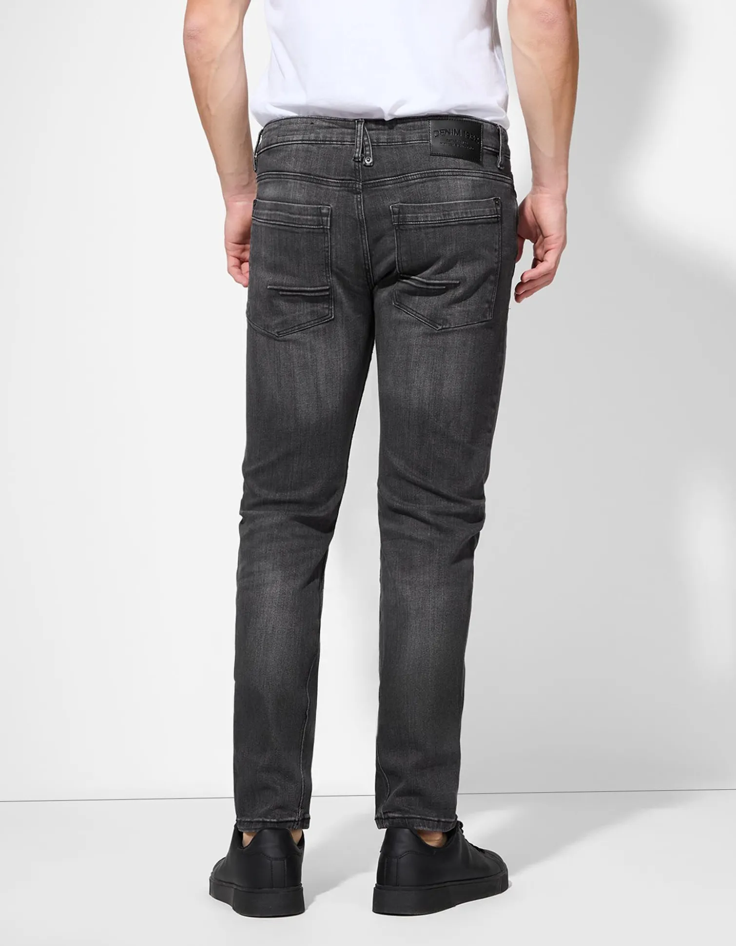 Jeans - Modern Straight Fit - dunkelblau