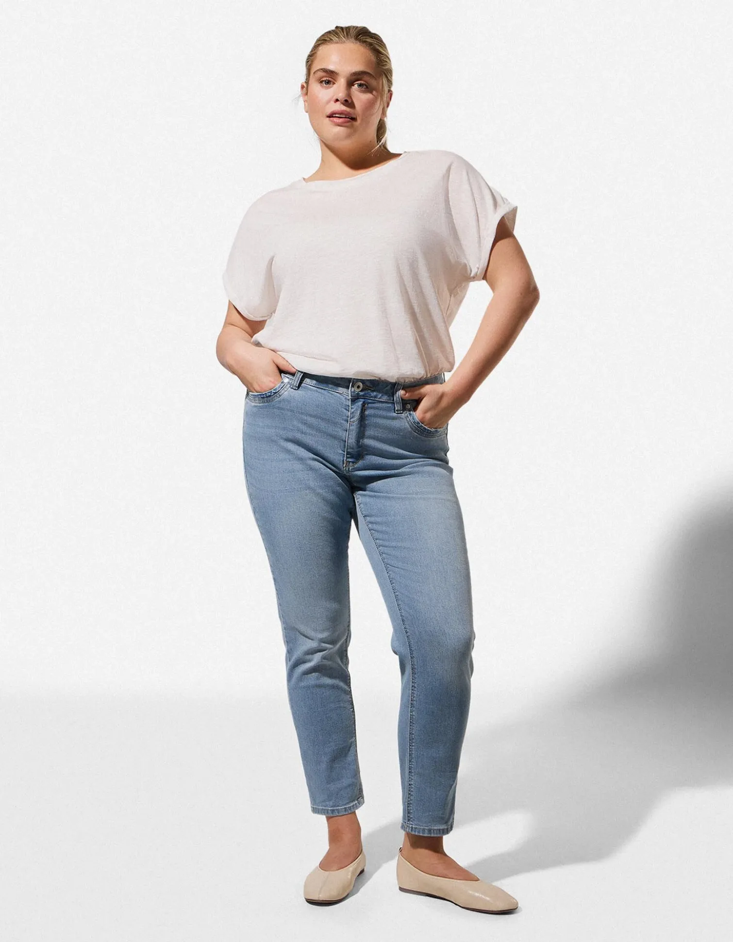 Jeans - Wascheffekte - hellblau