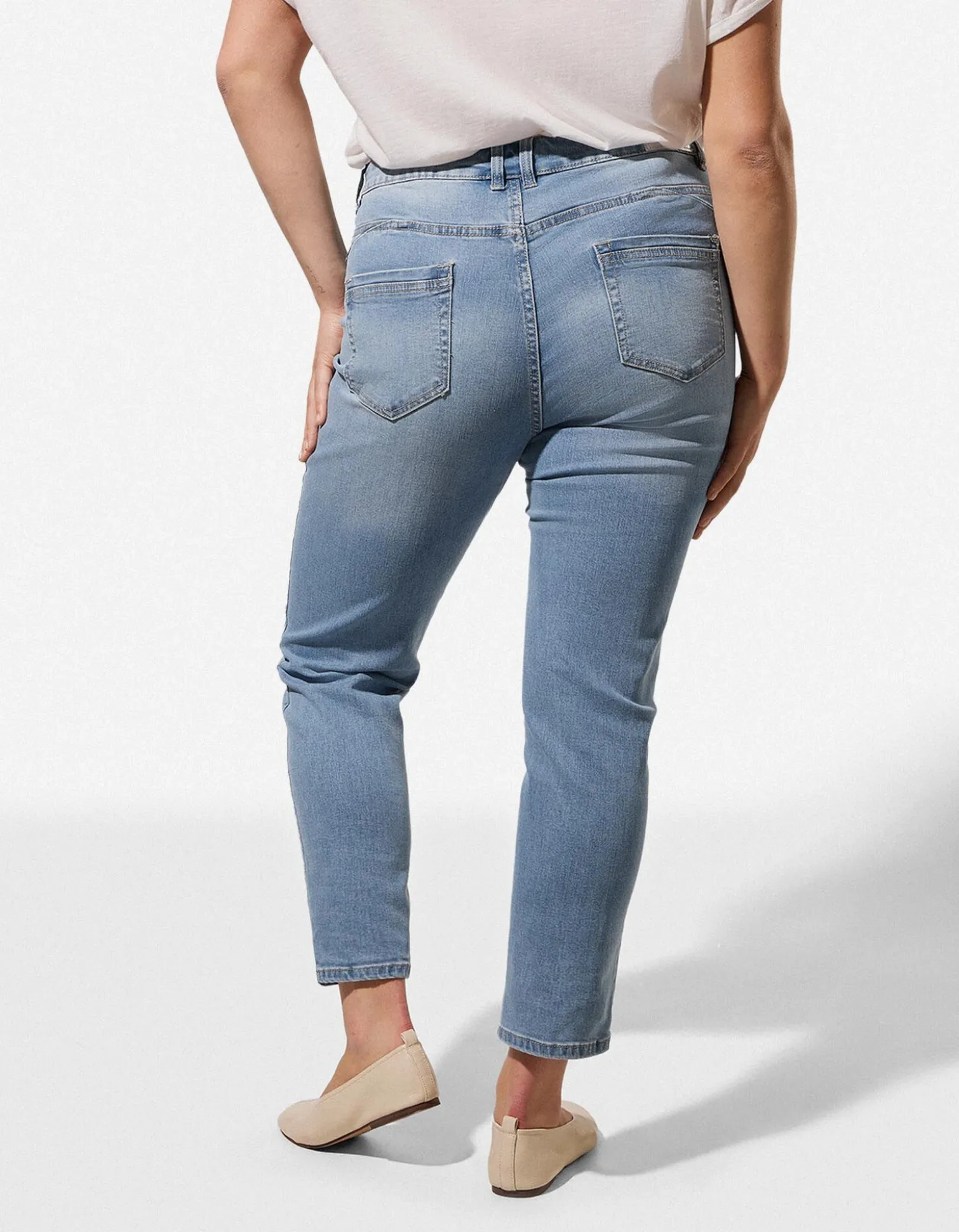 Jeans - Wascheffekte - hellblau