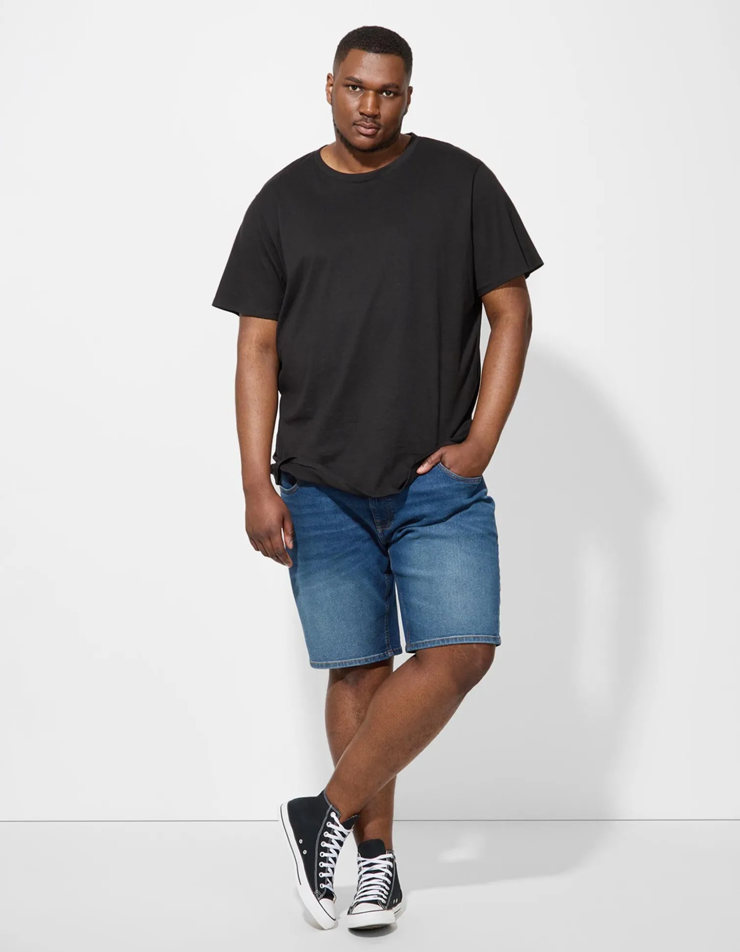 Jeansshorts - Straight Fit - dunkelblau