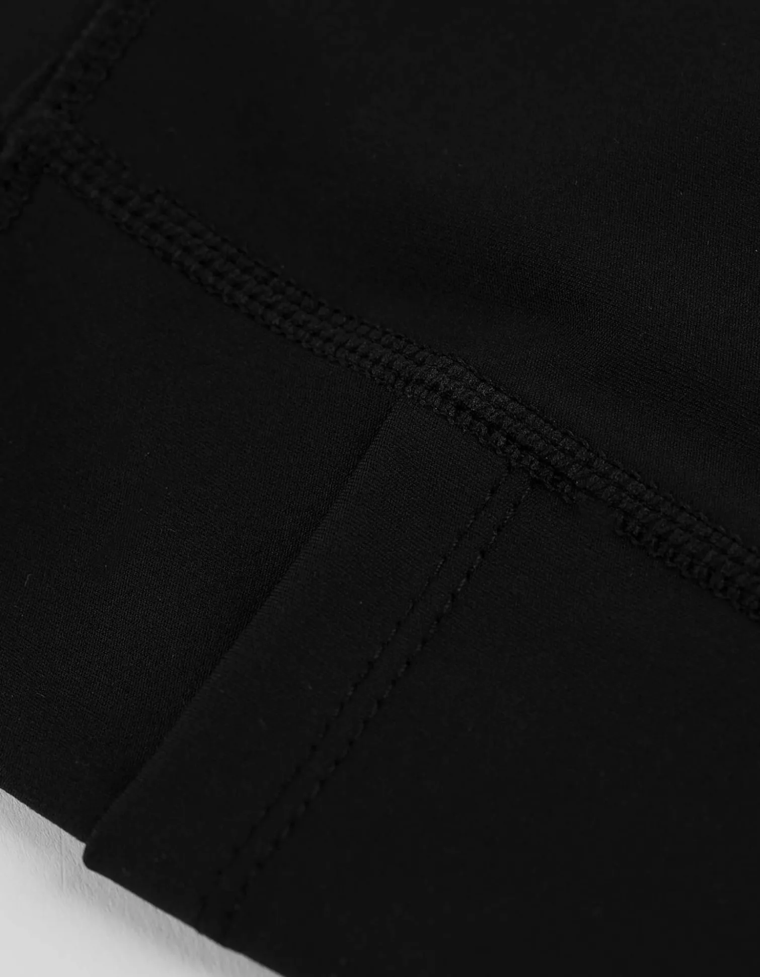 Shorts - Atmungsaktiv - schwarz