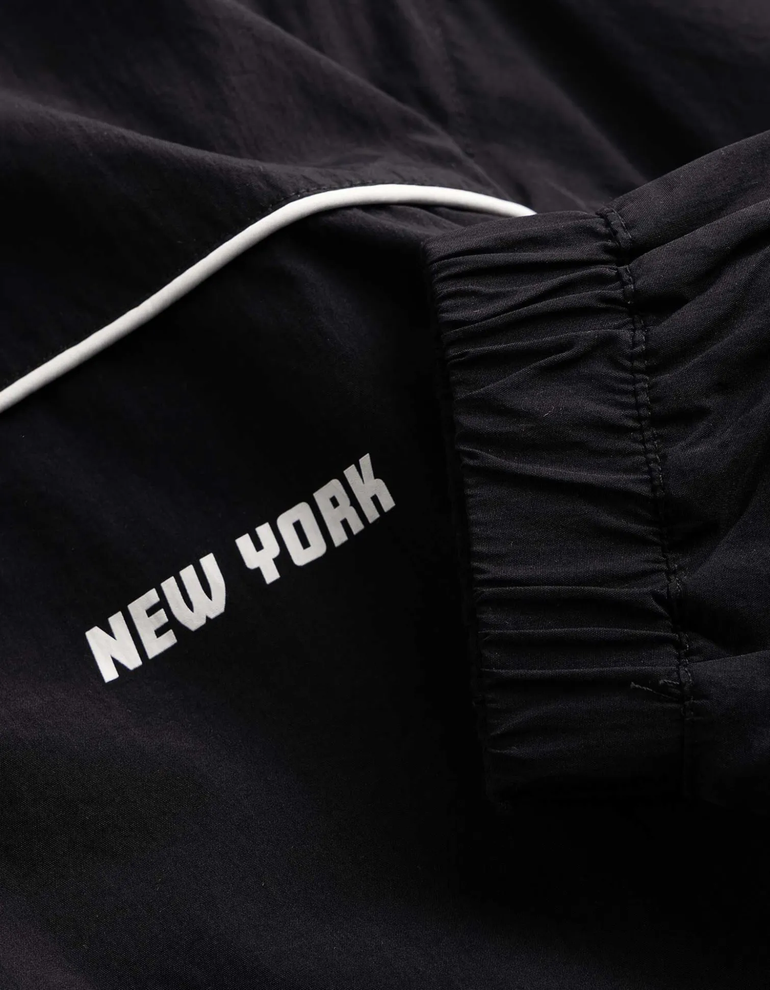 Sportjacke - Webstoff - schwarz