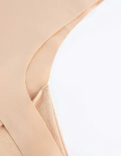 String - leicht figurformende Unterwäsche - rosa