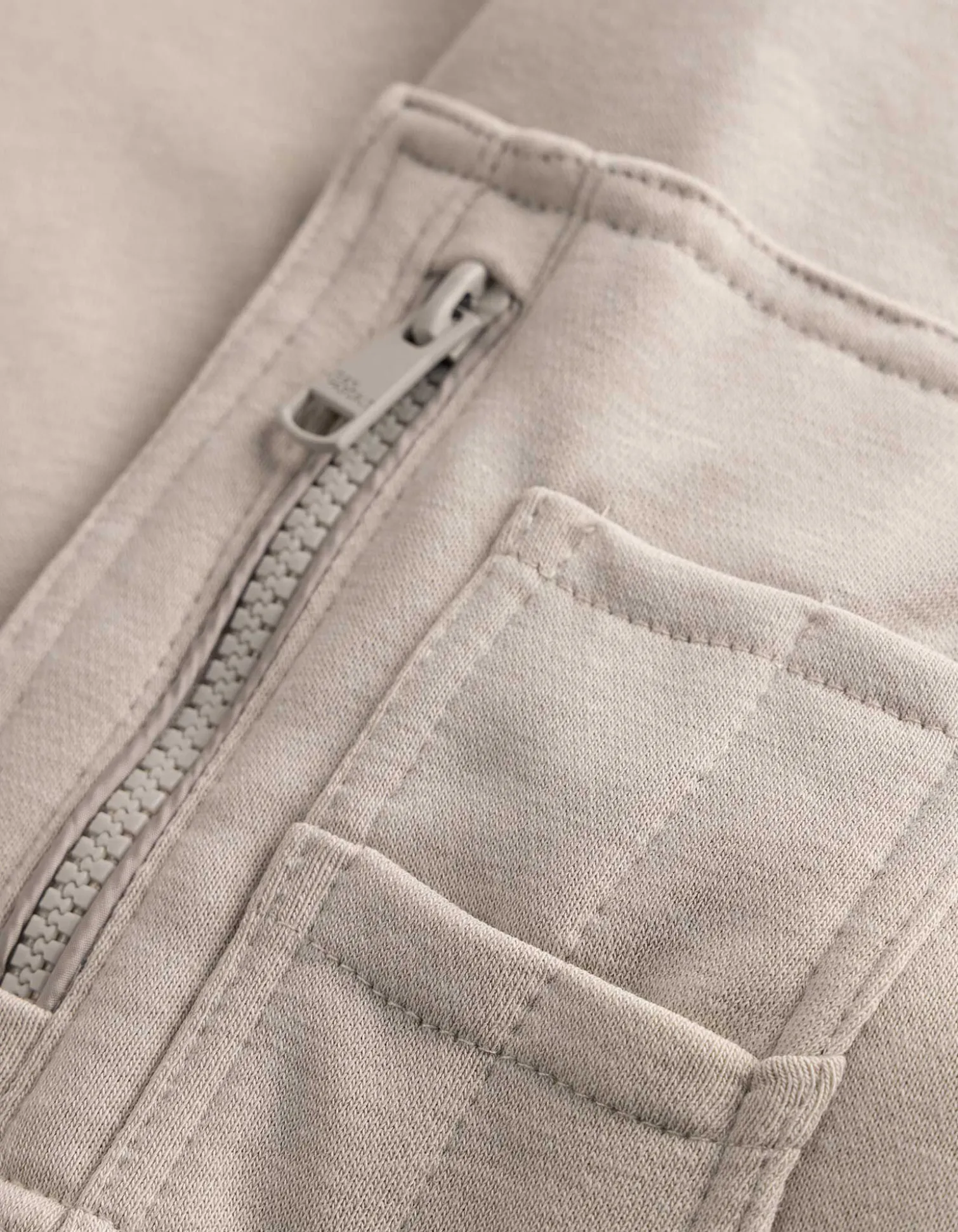 Sweatshirt - Stickerei - beige