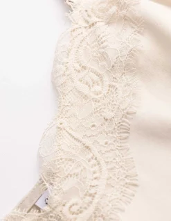 Top - Spitzenbesatz - Beige