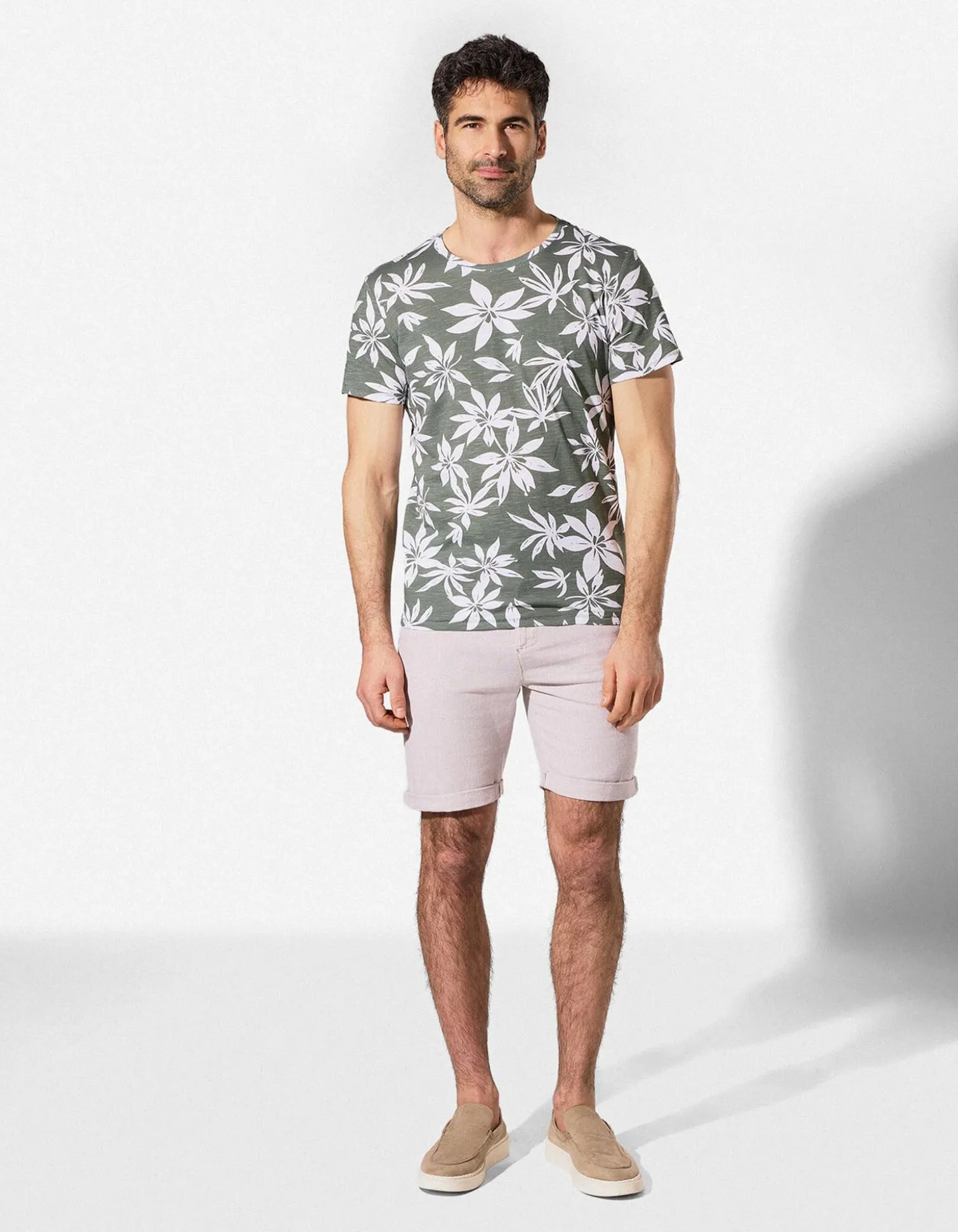 T-Shirt - Allover-Print - weiß