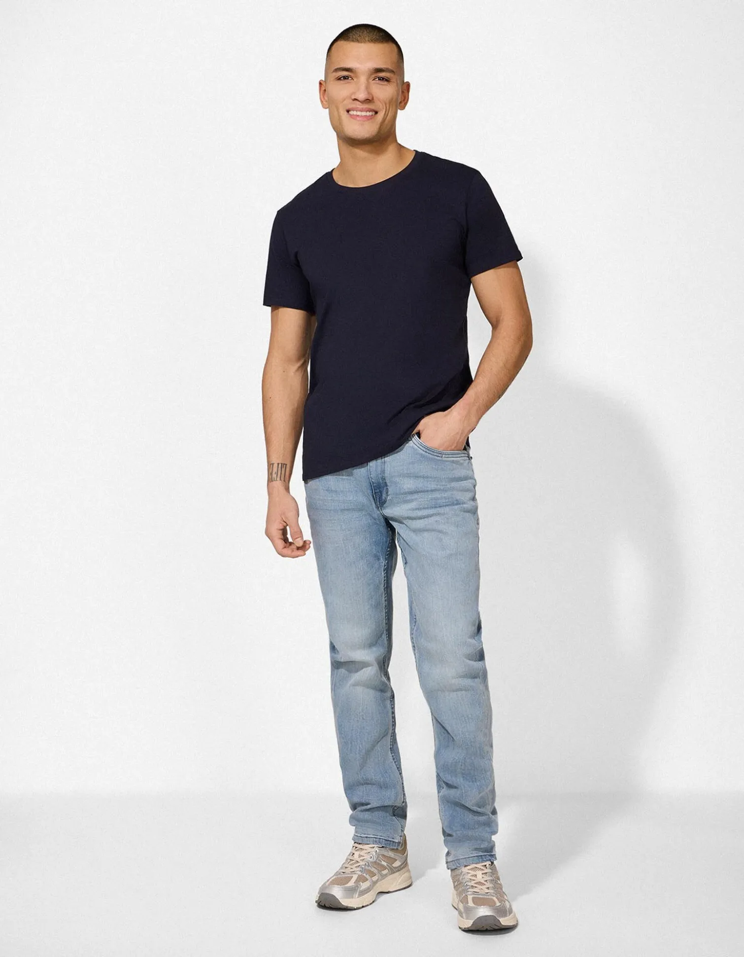 T-Shirt - einfarbig - dunkelblau