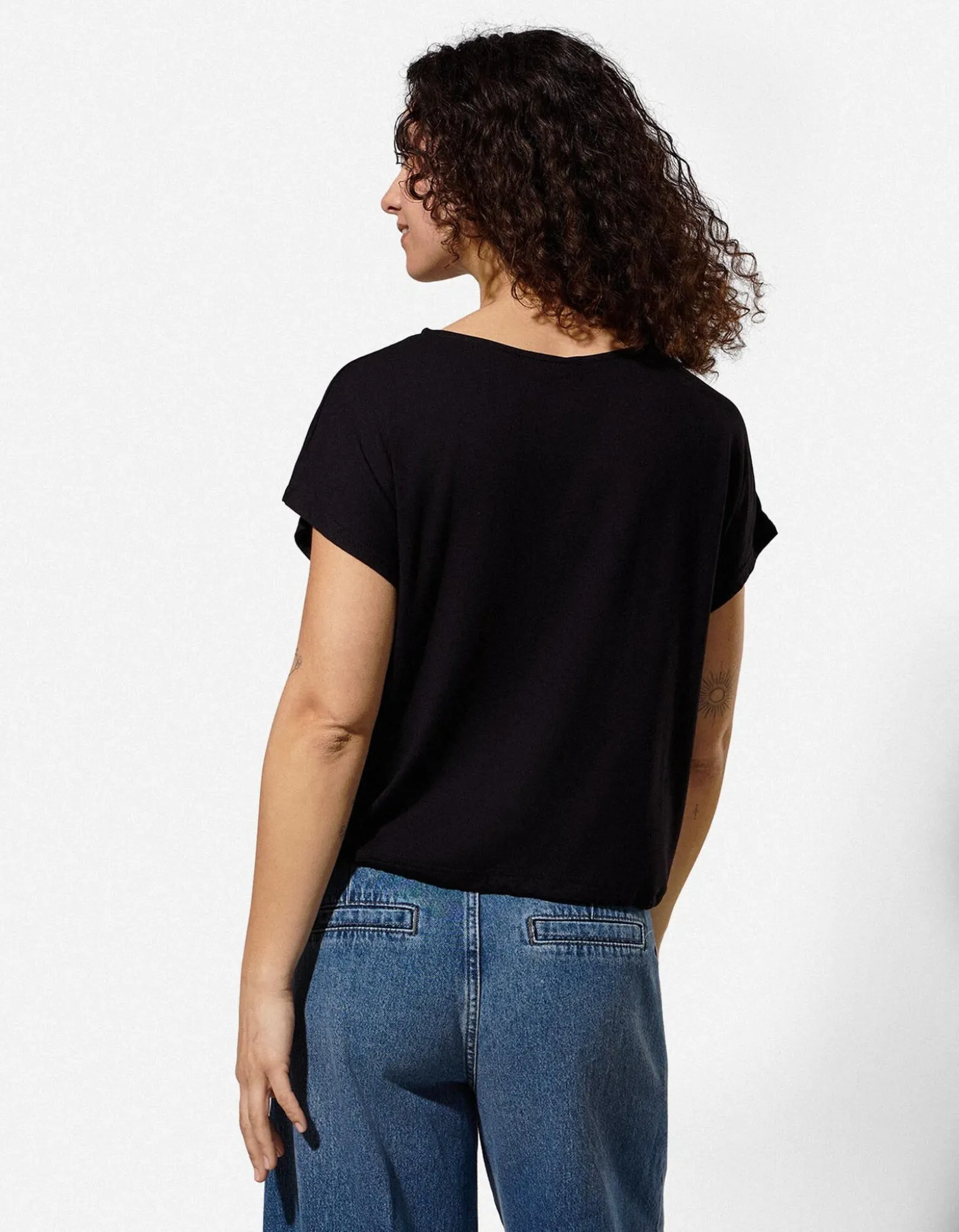 T-Shirt - Knotendetail - schwarz