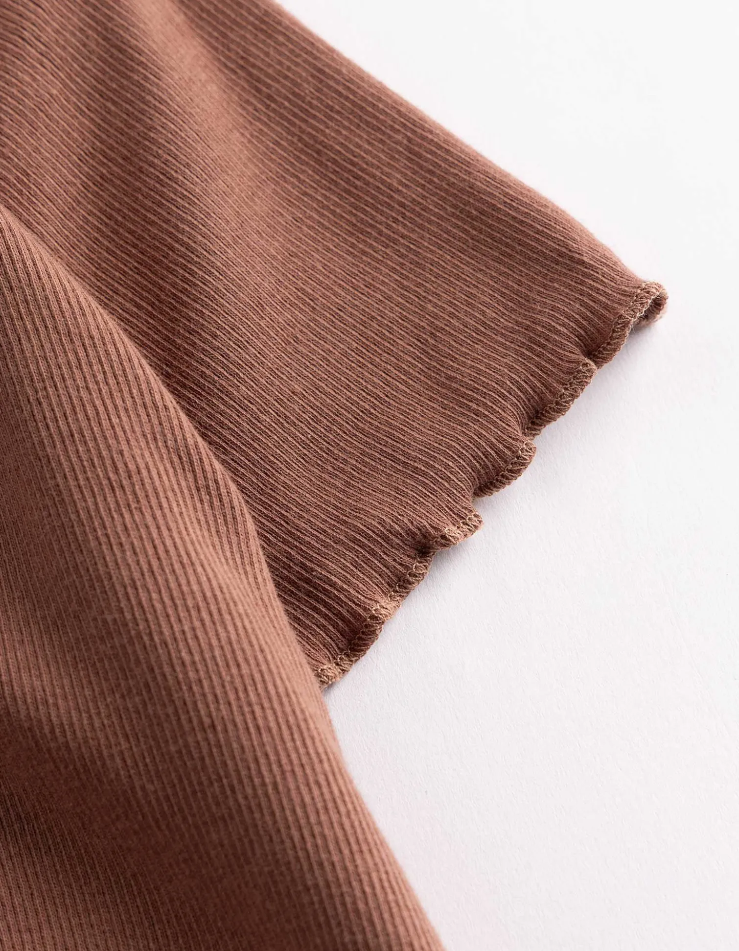 T-Shirt - Muschelsaum - hellbraun