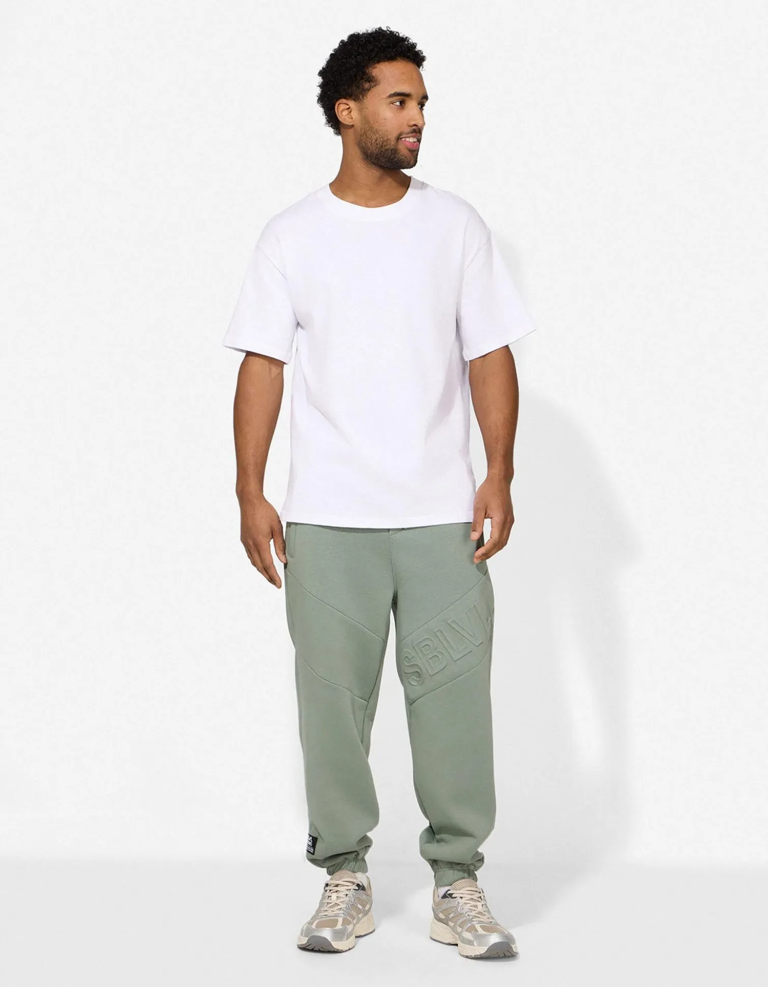 T-Shirt - Oversized Fit - weiß