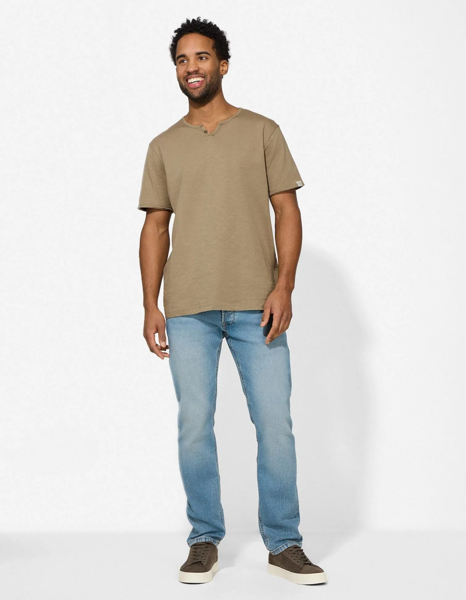 T-Shirt - T-Shirt-Ausschnitt - beige