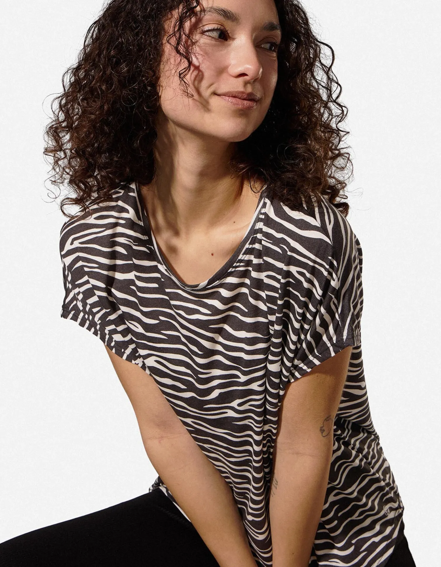 T-Shirt - Zebramuster - schwarz